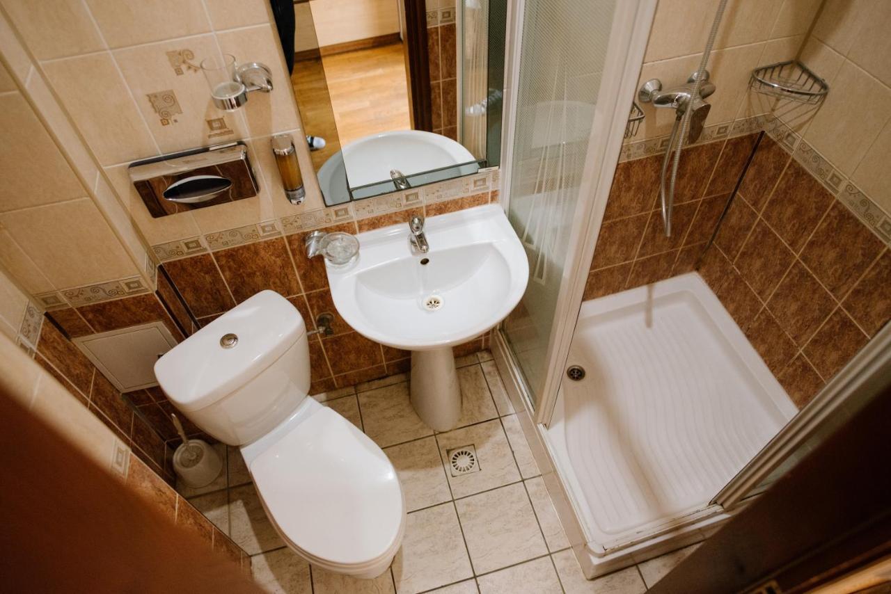 Villa Viktoriya Hotel Truszkavec Kültér fotó