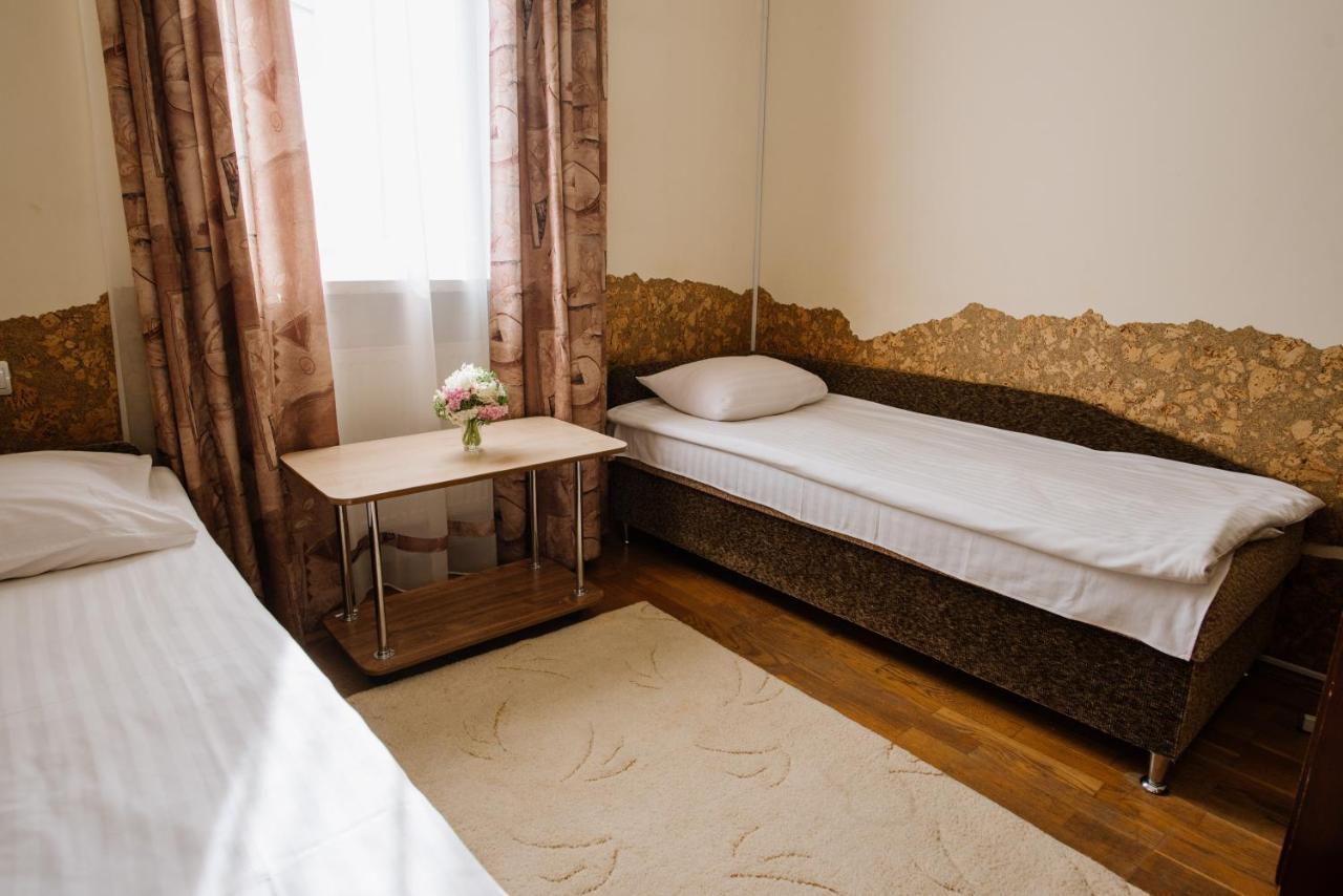 Villa Viktoriya Hotel Truszkavec Kültér fotó