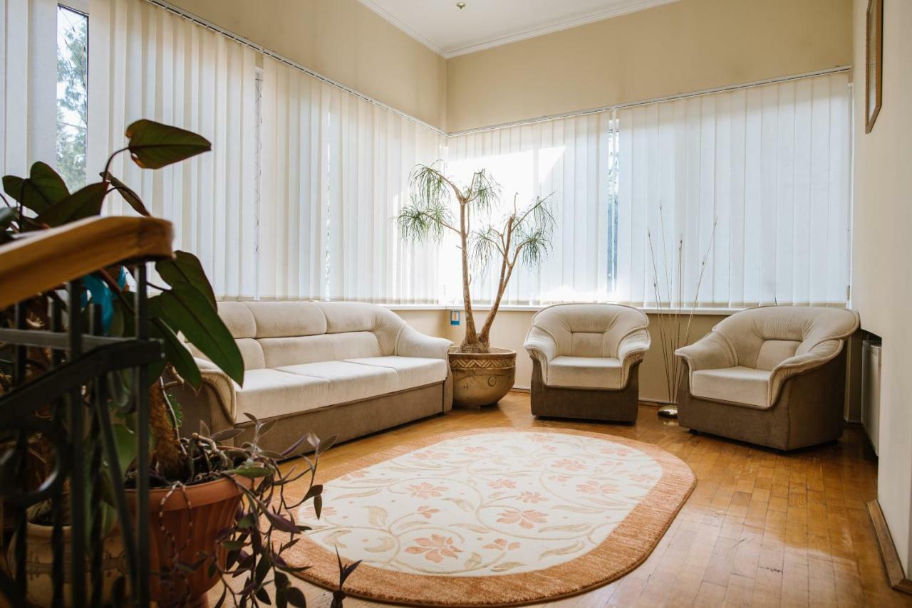 Villa Viktoriya Hotel Truszkavec Kültér fotó
