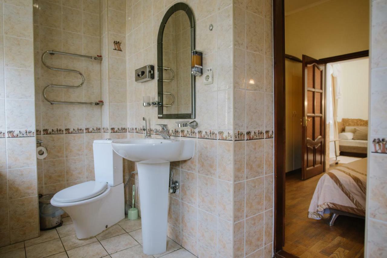 Villa Viktoriya Hotel Truszkavec Kültér fotó