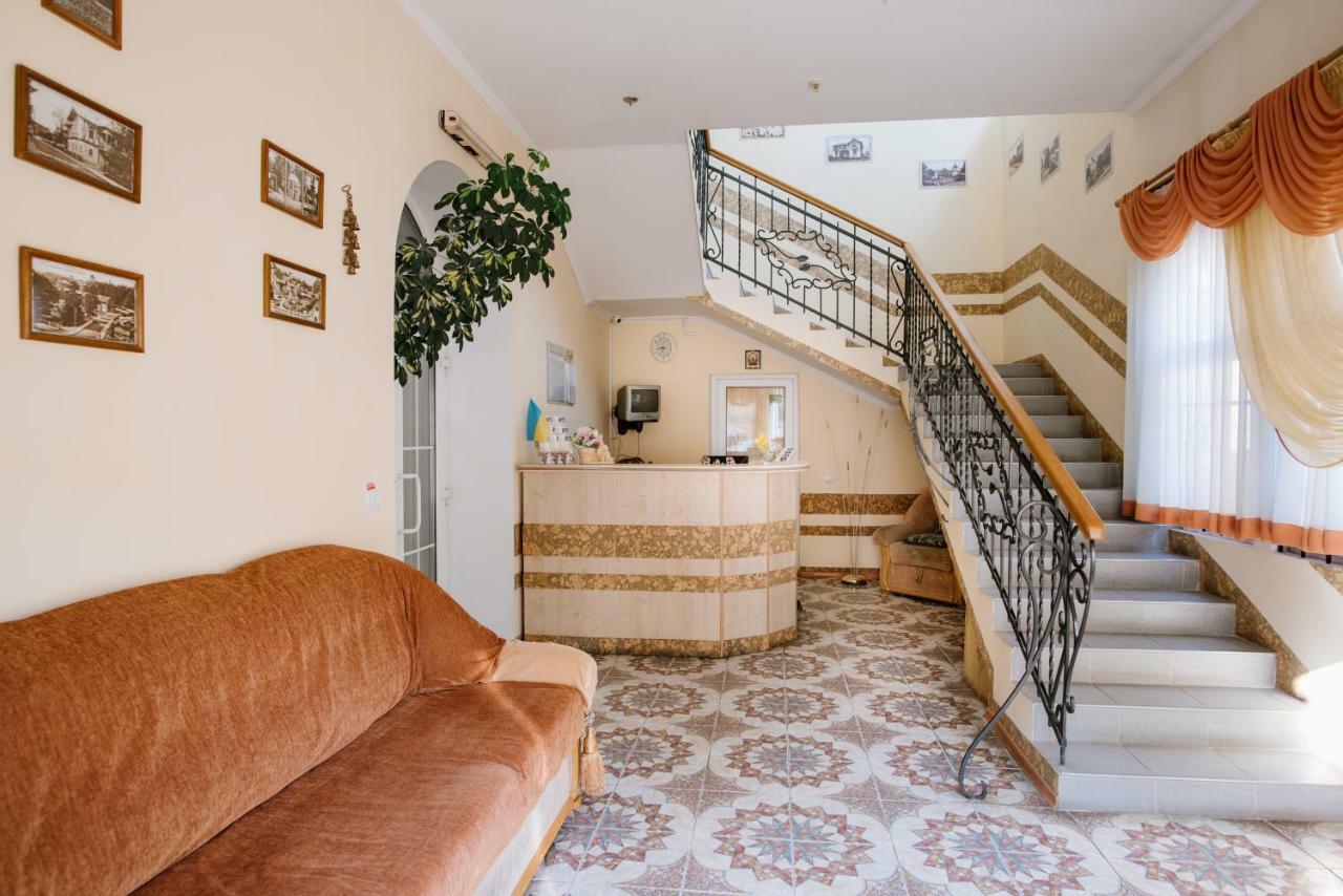 Villa Viktoriya Hotel Truszkavec Kültér fotó